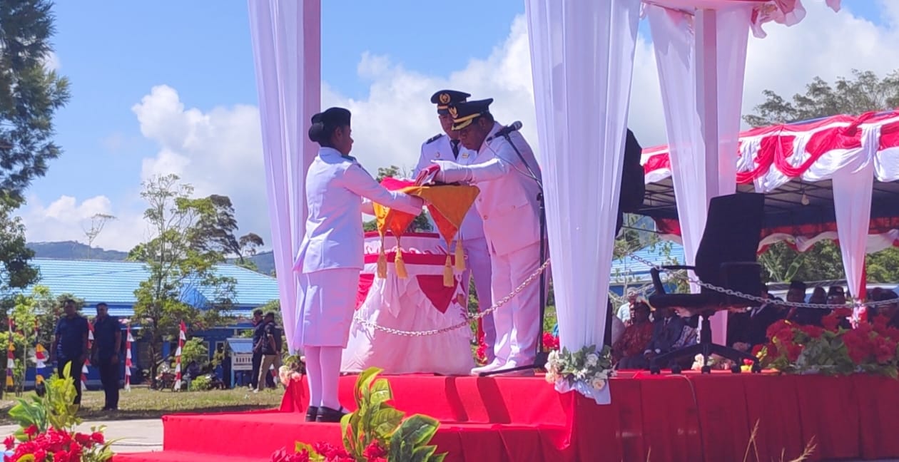 Pemkab Mamteng Gelar Peringatan Upacara Detik-Detik Proklamasi